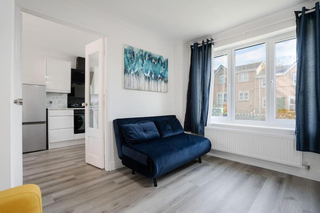 Apartment Cozy 3br - Games - Sleeps 9 Manchester
