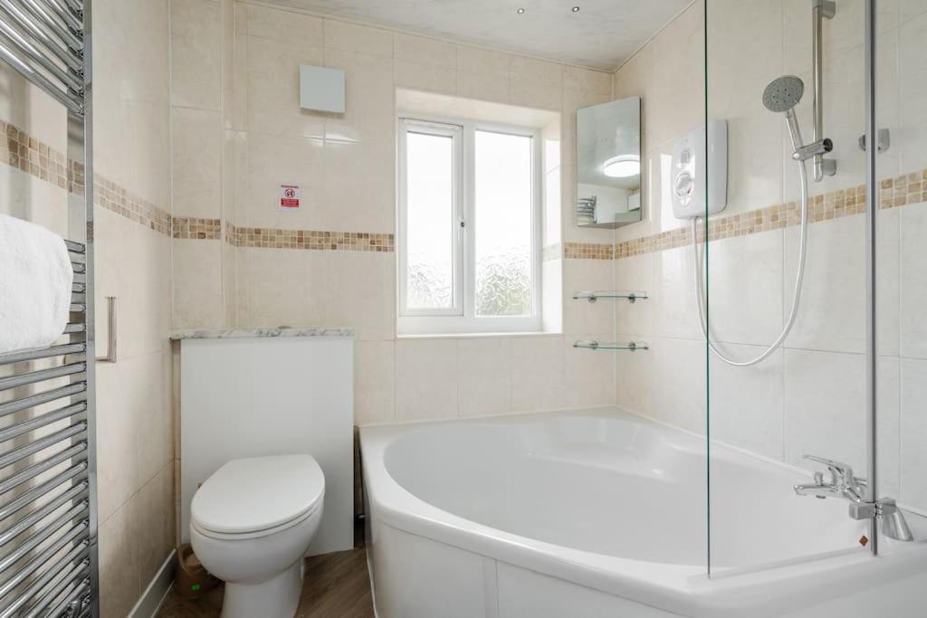 Cozy 3br - Games - Sleeps 9 *