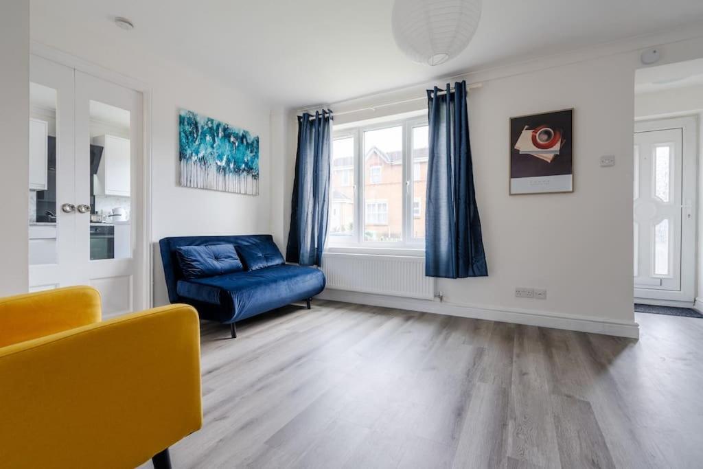 Cozy 3br - Games - Sleeps 9 Apartment