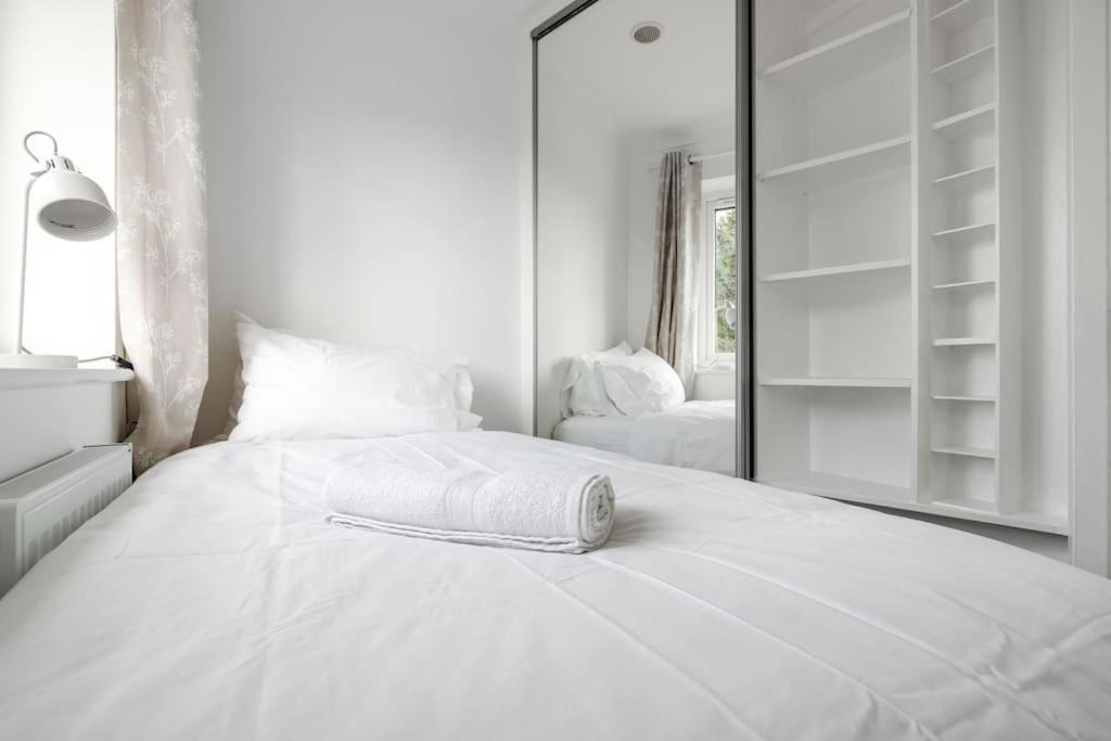 Apartment Cozy 3br - Games - Sleeps 9 *